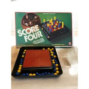 Lakeside 1982 Score Four Three Dimensional 3D Connect 4 Board Game VTG